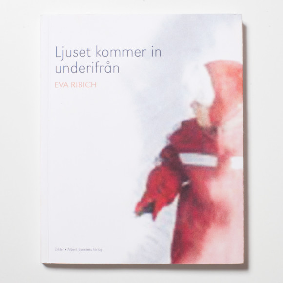 Ljuset kommer in underifrån
